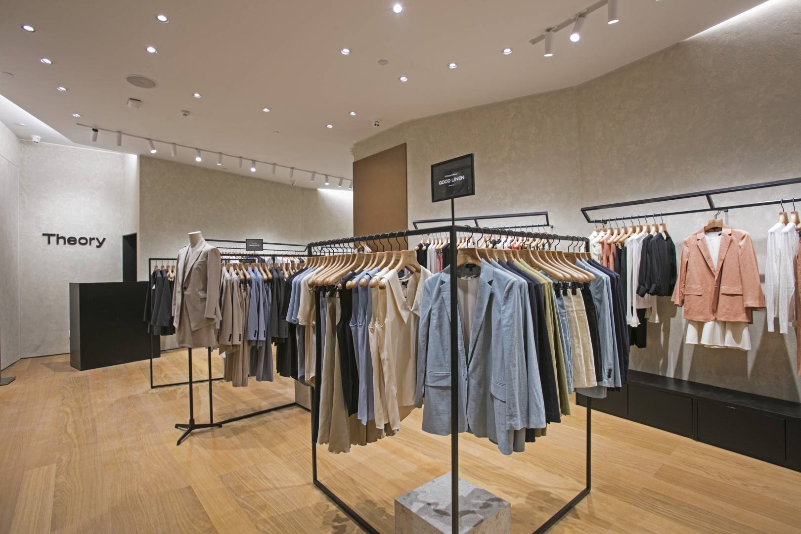 theory思睿宁波阪急百货女装形象店开幕