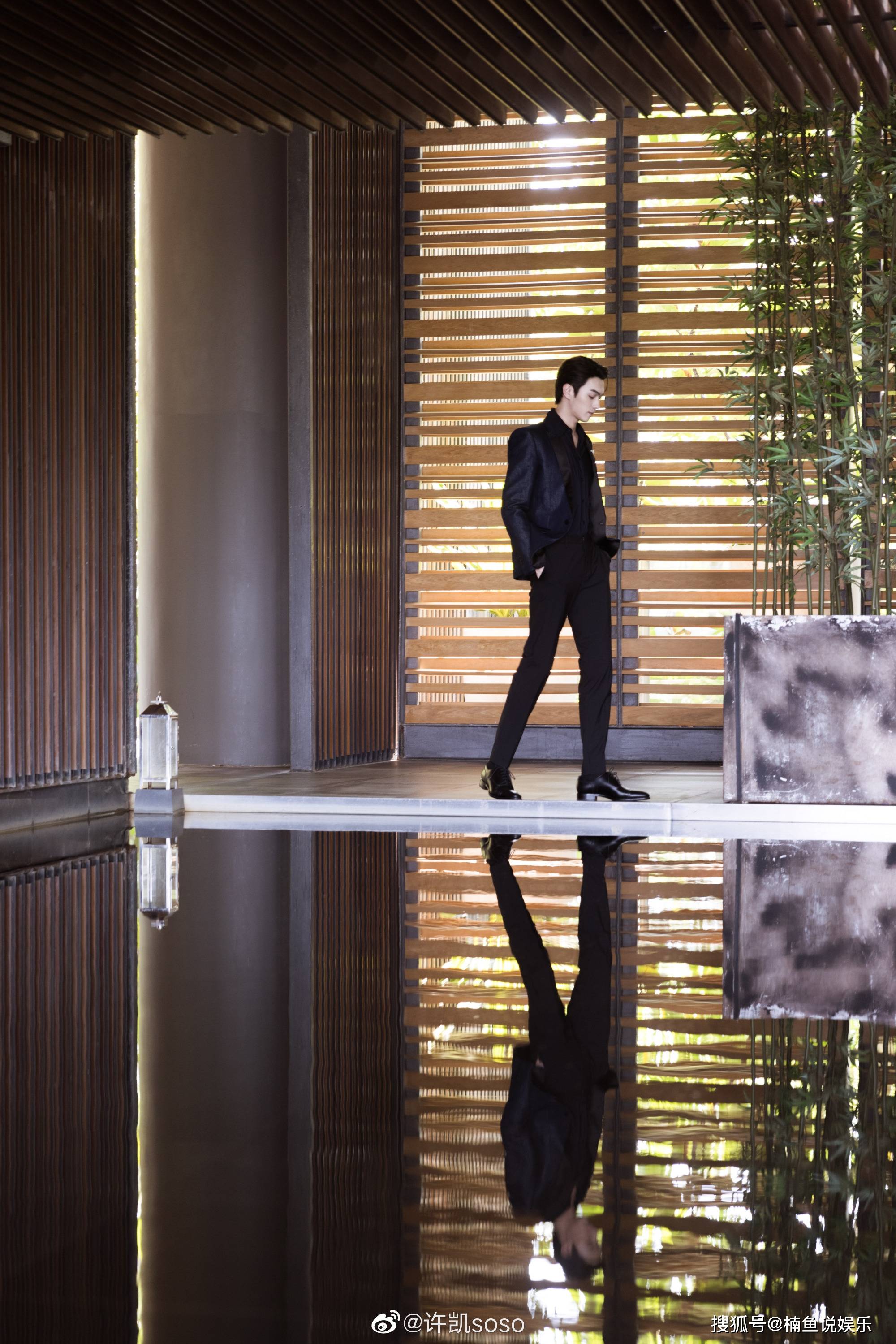 原创许凯西装有多绝风度翩翩气质出众长腿贵公子好迷人