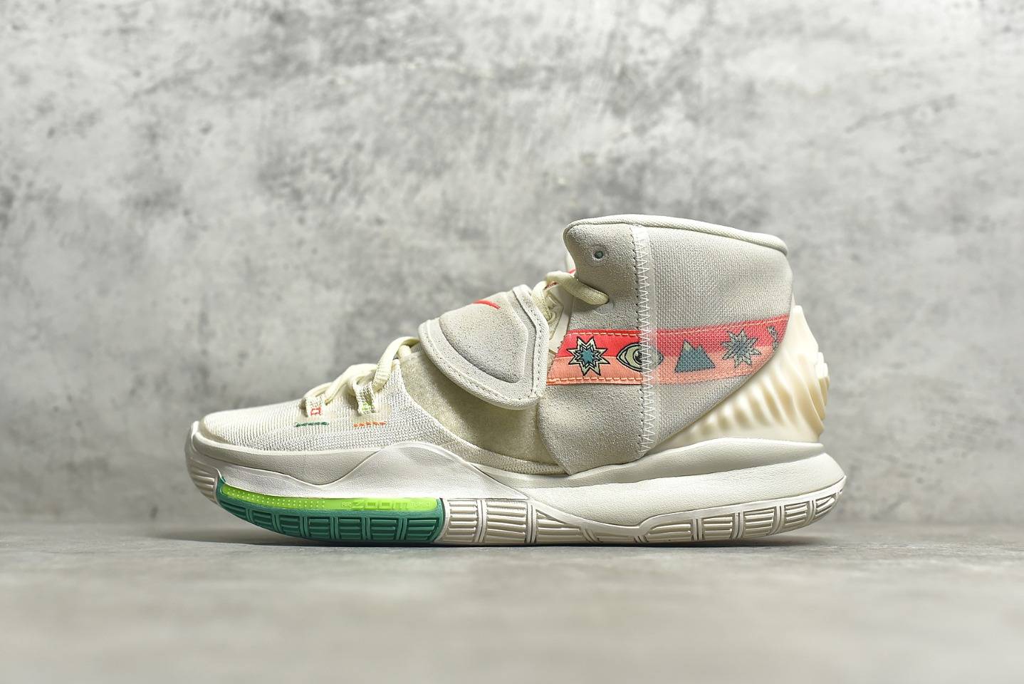 耐克 欧文6代 nike kyrie 限定米白涂鸦篮球鞋