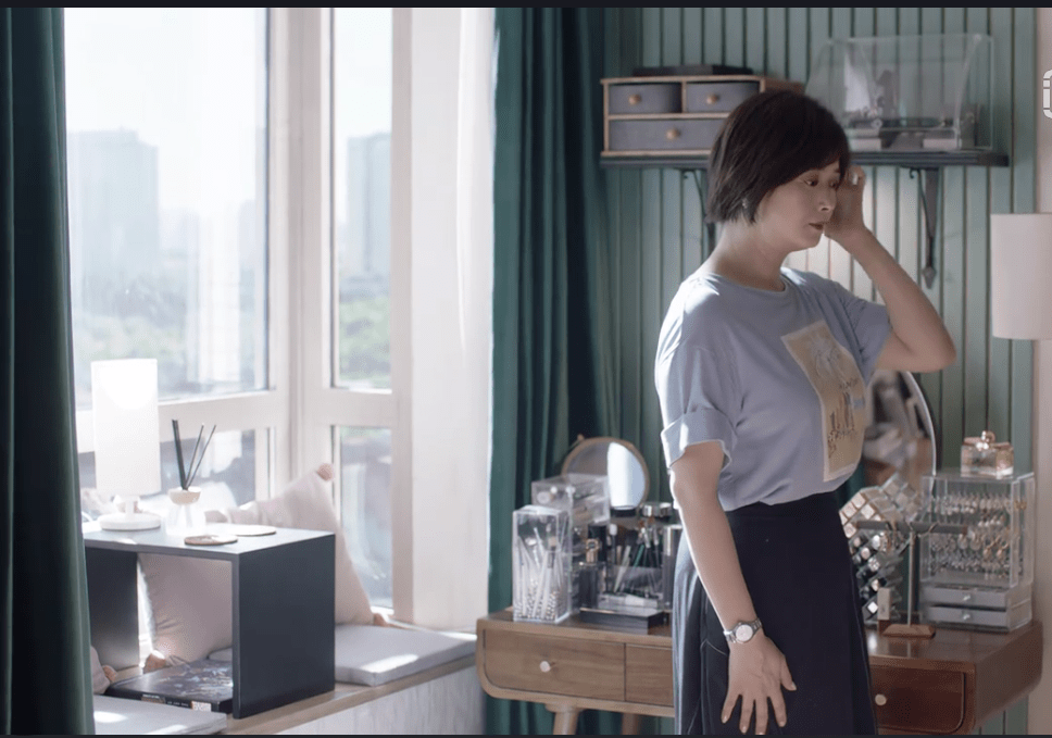 网友:田雨岚的二居室才是最接近现实的家庭.