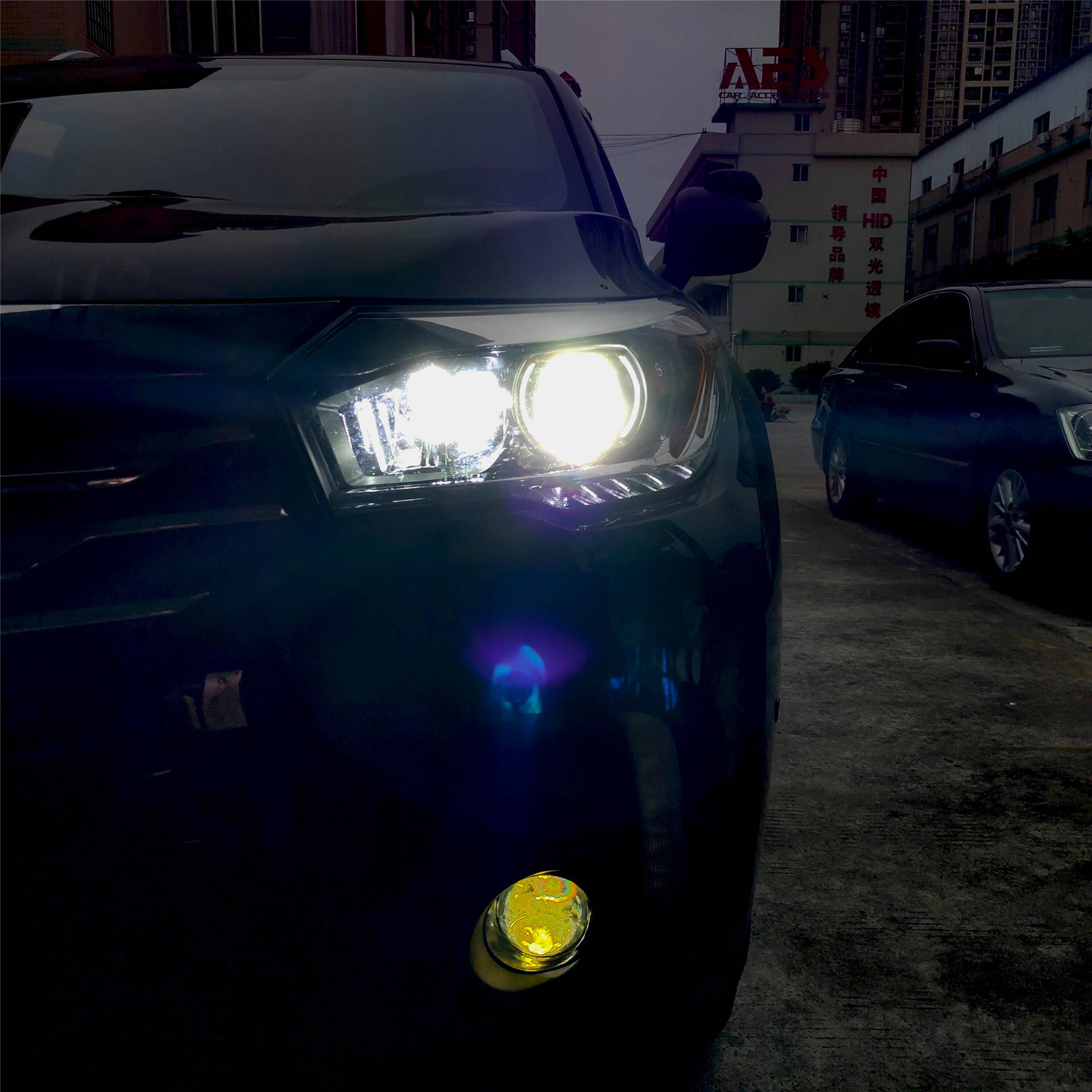 17款传祺gs4车灯升级远近光雾灯全面升级效果提升5倍