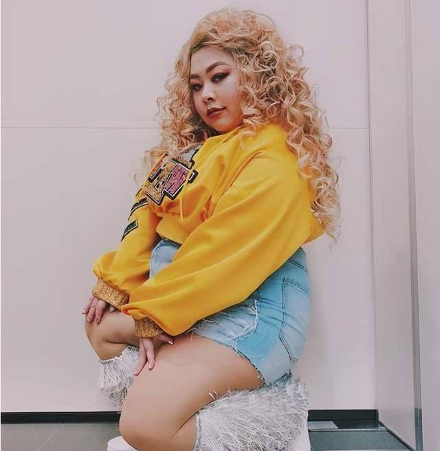 原创大衣哥女儿被丑照气到想自杀辣目洋子却被夸胖女孩明明很美
