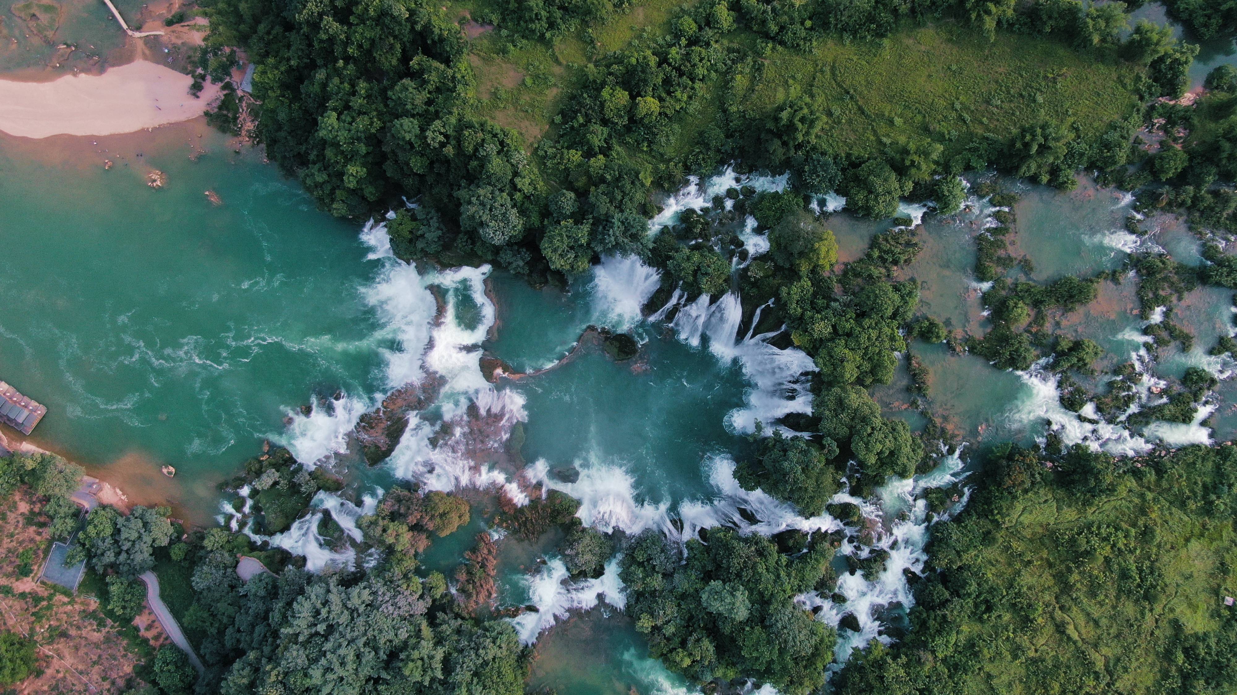 德天瀑布丨最美边境线，门票不足百元，即可欣赏中越风景！