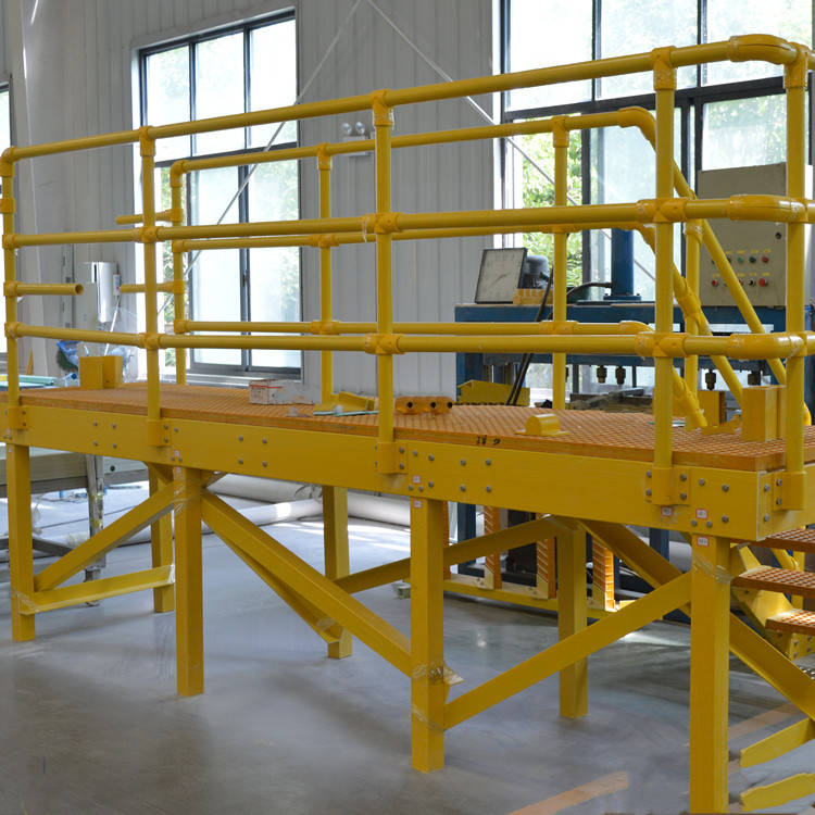 玻璃钢型材组成的护栏爬梯