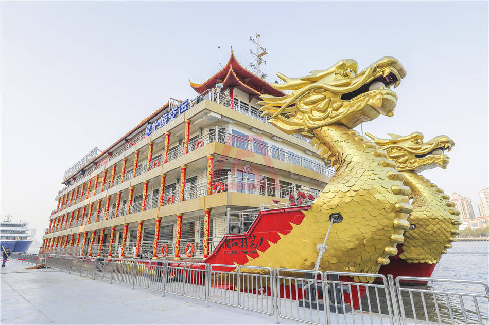 黄浦江龙船年会龙船餐饮龙船发布会龙船游览浦江可容纳1000人