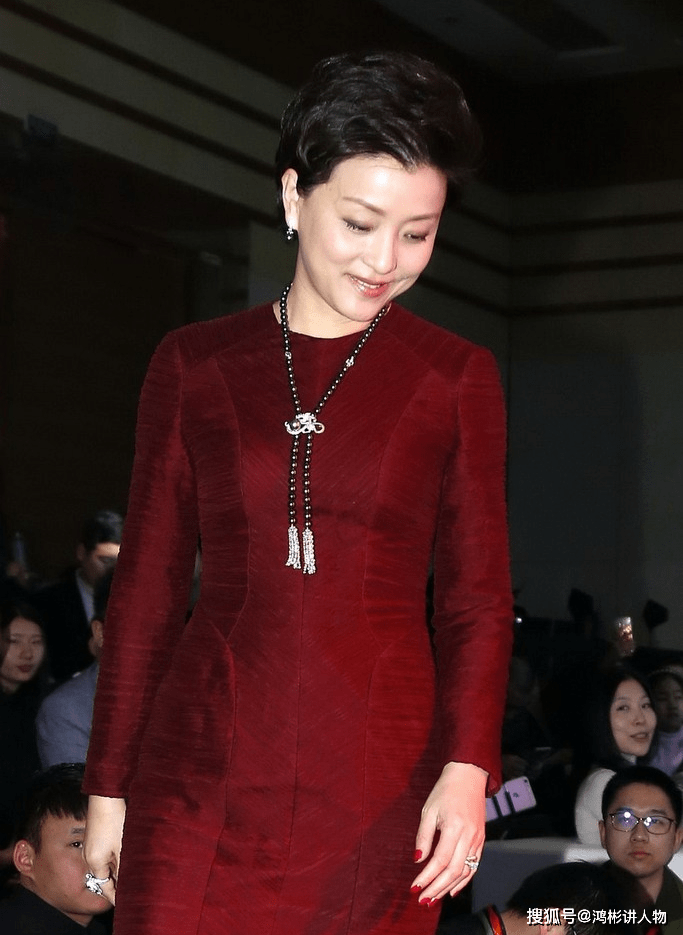 主持人杨澜:骨子里的优雅与知性,你也可以