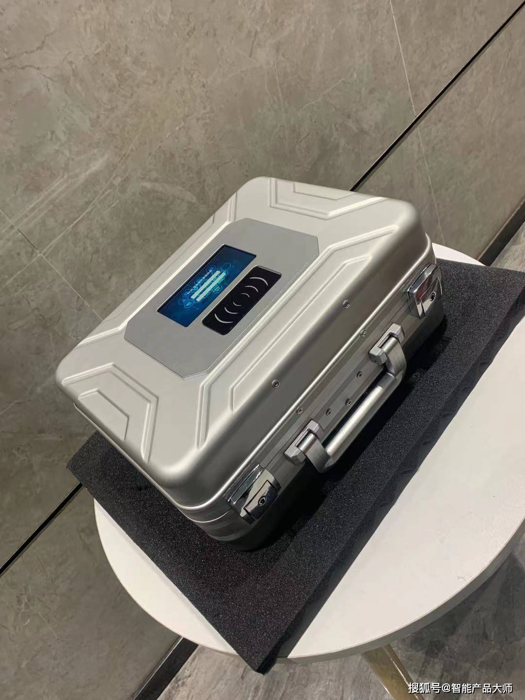 Rfid Shell Box RFID航空箱,RFID保密箱,RFID智能箱,RFID铁路箱-搜狐大视野-搜狐新闻