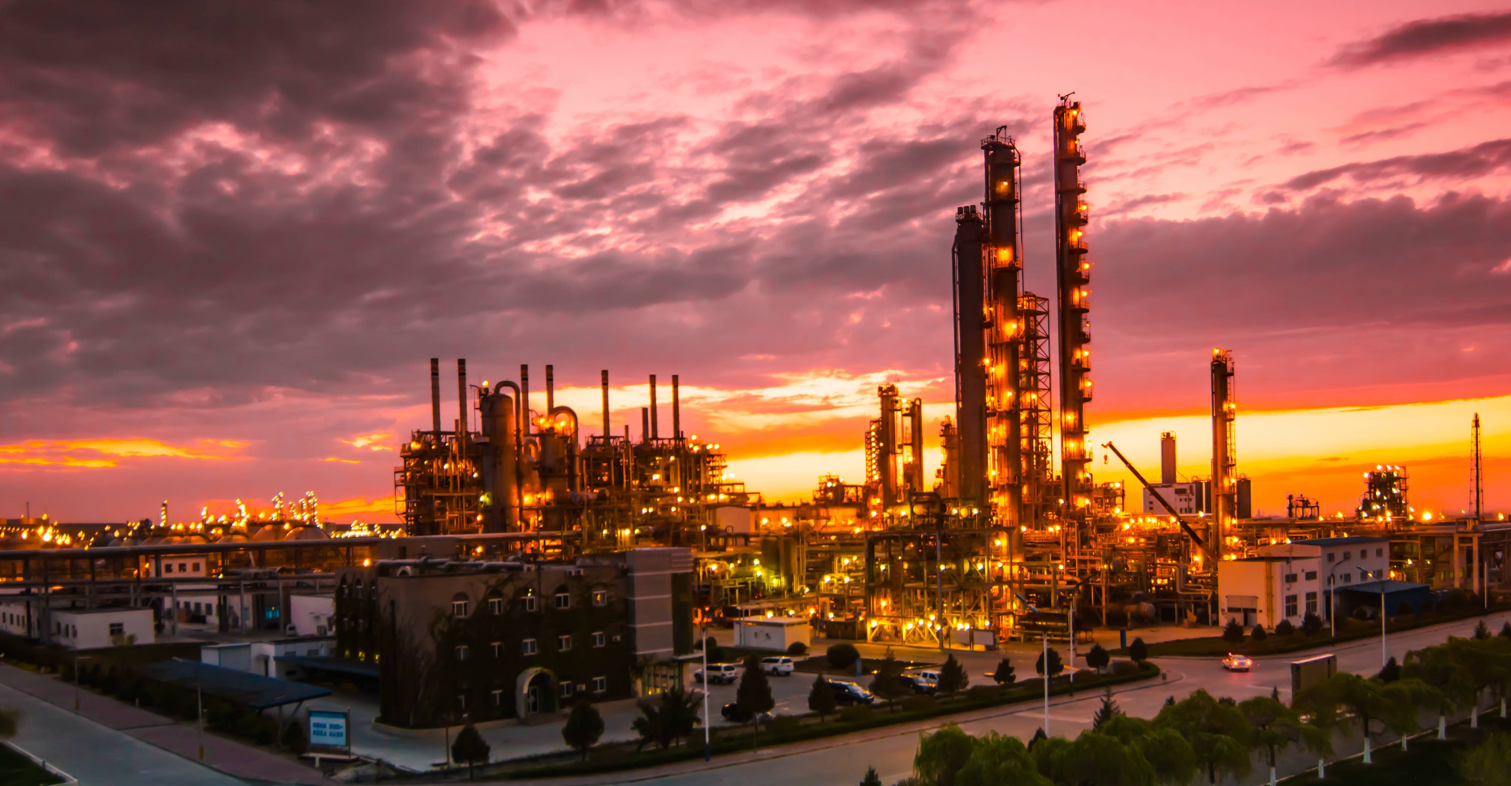 炼化厂一,公司简介中国化学成立于2008年,由中国化学工程集团公司作为