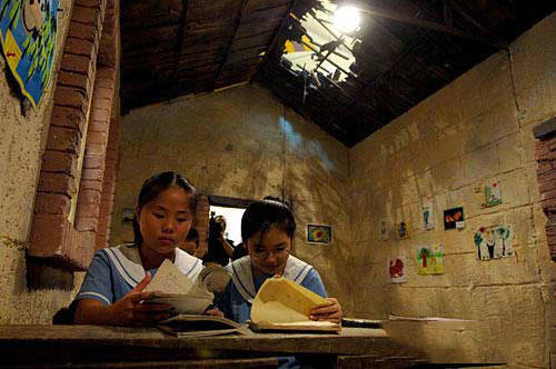 贫穷山区的孩子的生活 edb18804be2743c8a15fb5b315b32ce1.jpeg