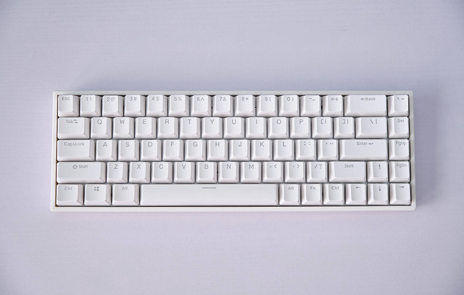 便宜又大碗的第九系新品富勒g68双模热拔插机械键盘分享