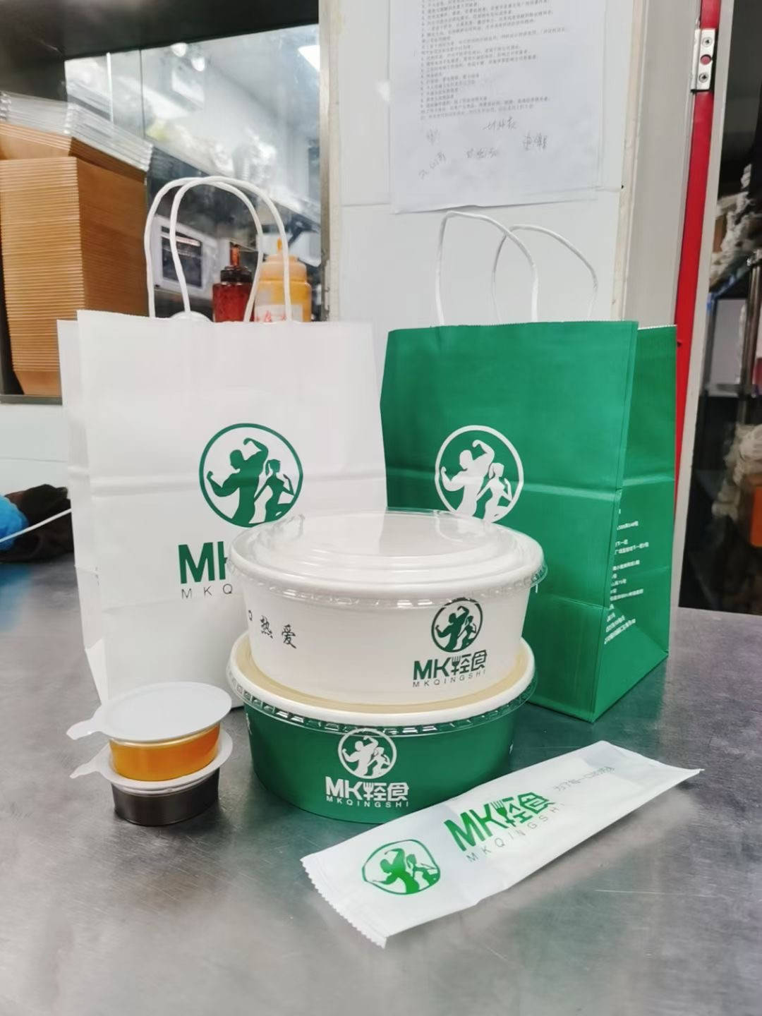 品牌|轻食行业新贵品牌，MK苗卡轻食为你缔造沙拉轻食新创业蓝海！