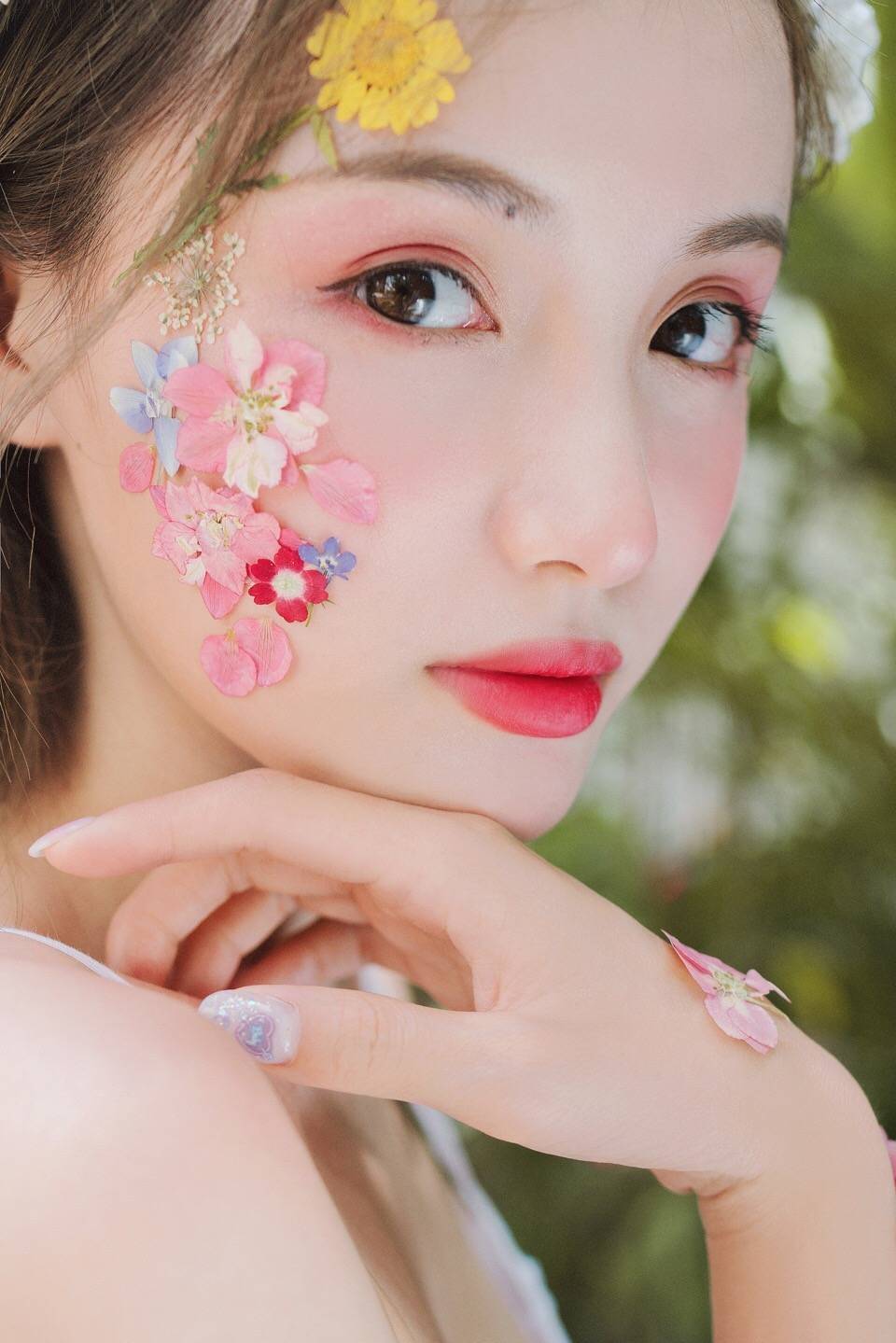 性感美女白皙美腿仙气唯美写真图片