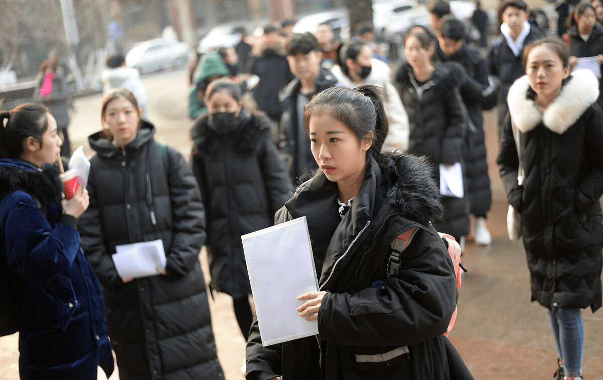 艺考生快看优录志愿李老师告诉你艺考线上考试要注意什么