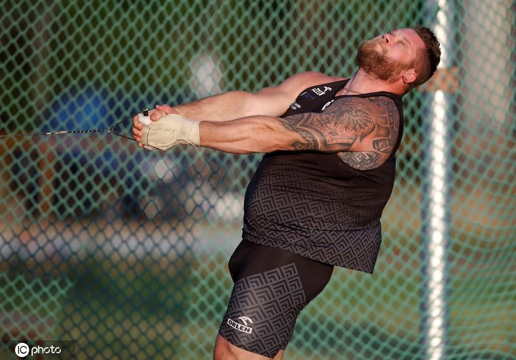 波兰世界链球冠军帕维尔-法德克备战东京奥运会