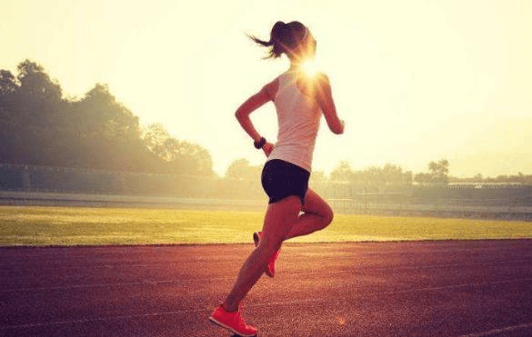 进行|早起3不要，睡前4远离，不要着急起床，要吃早餐，远离熬夜