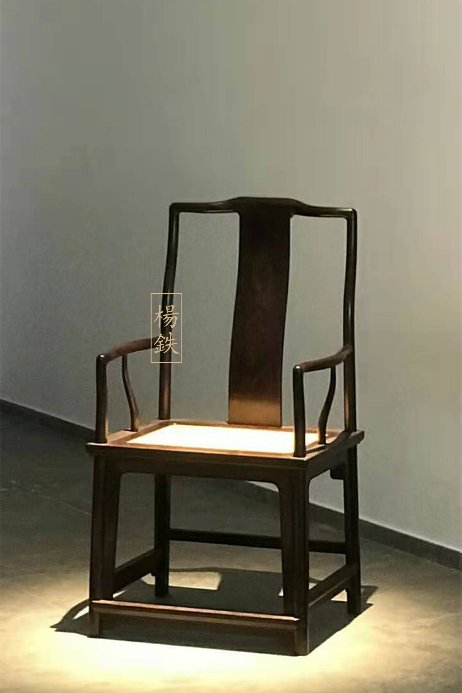 清宫廷款紫檀造办人杨铁先生,对明式家具的发挥!