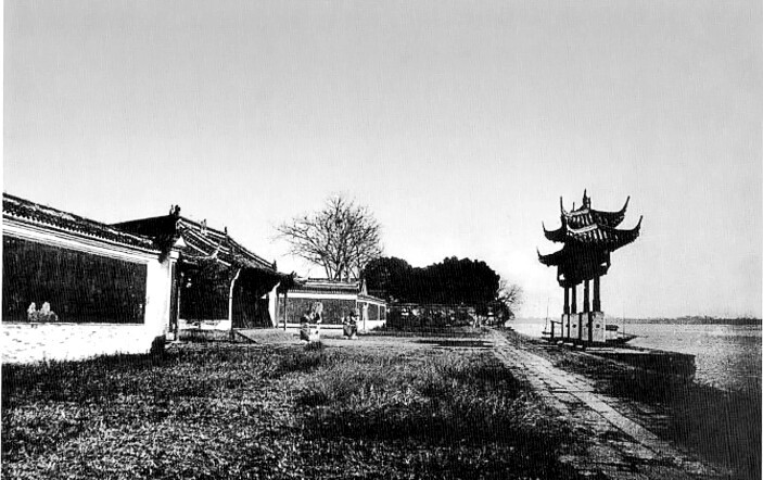一组老照片记录了民国时期杭州美景看看和现在有什么差别