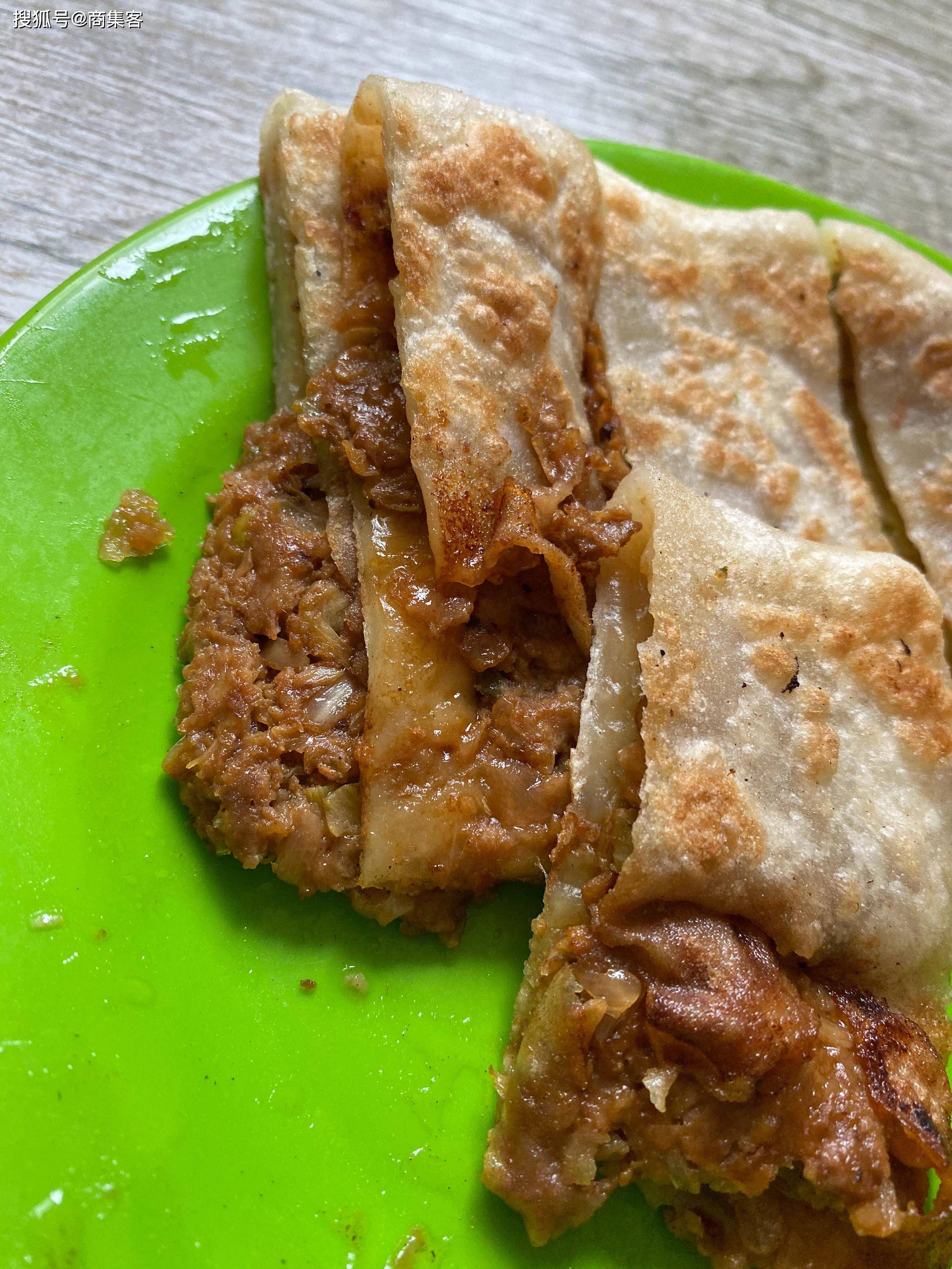 做肉饼需要多少面粉 cf1a4279e62a4a25aaf468650060e9a9.jpeg