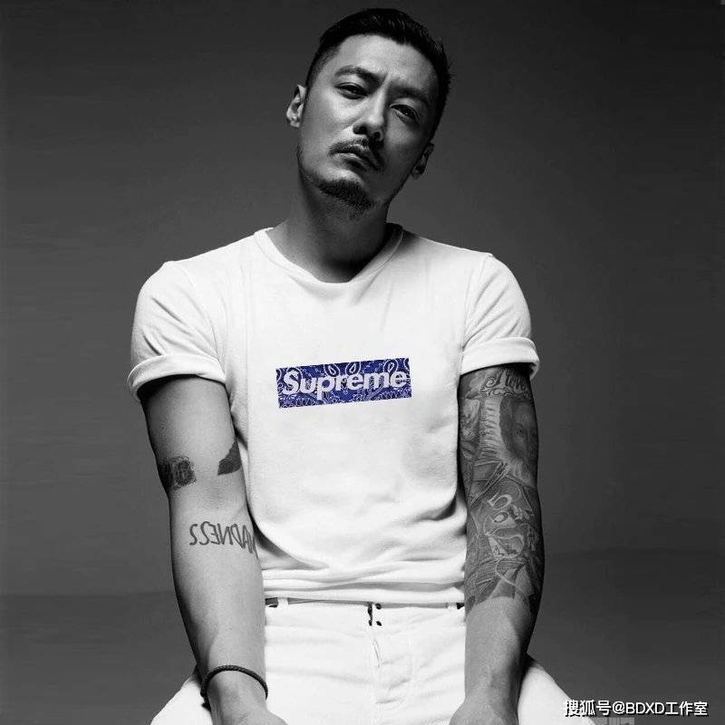 细节|Sup 19FW Bandana Box Logo 腰果花T恤