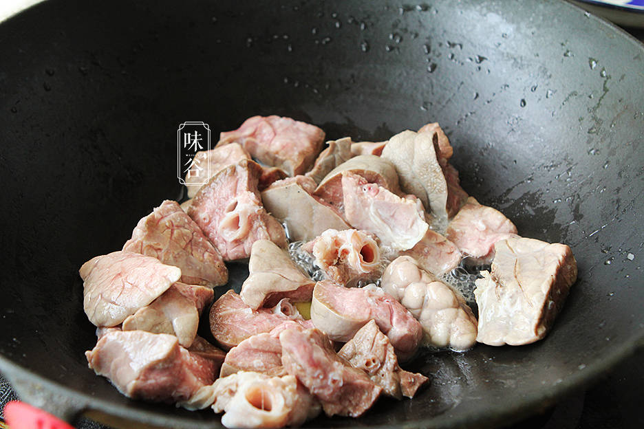 入伏後，上火易咳嗽，我家每周都喝這湯，嗓子舒服，清涼過夏天 熱愛美食 第6张