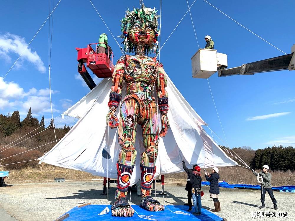 2020东京奥运会迎来高10米重1吨巨大人偶mocco日本人真会玩儿
