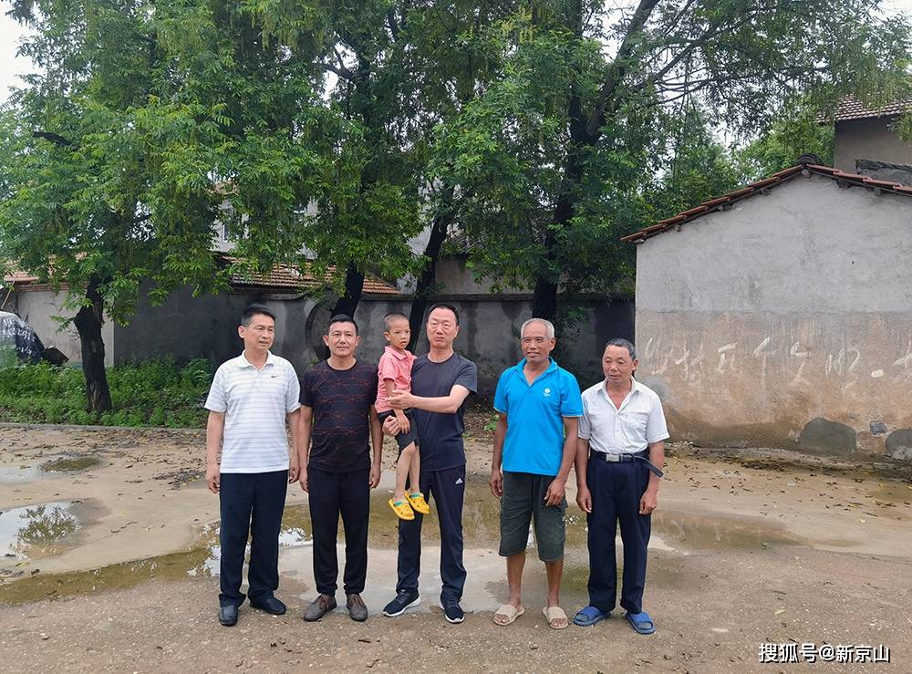 将军的故乡情京山徐有泽将军返乡记