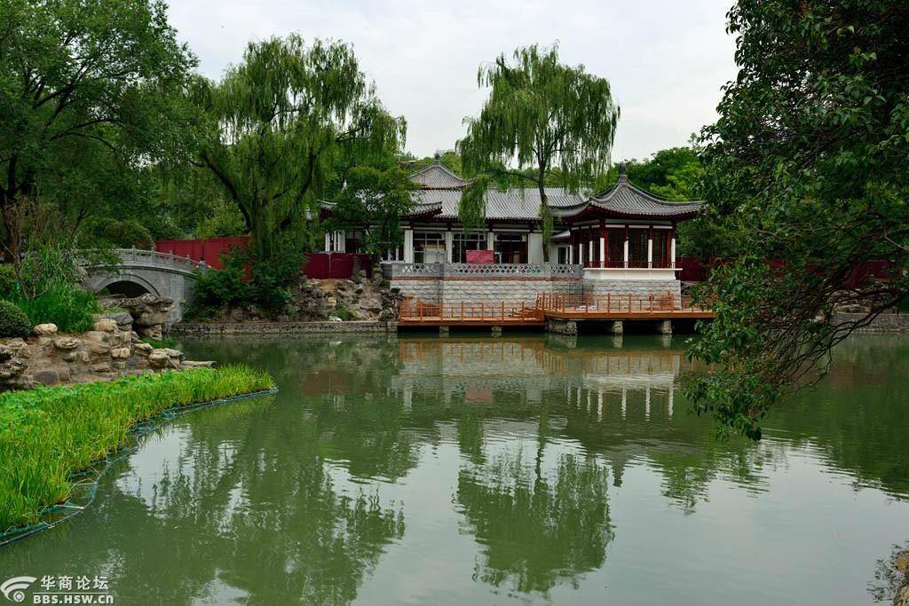 原创整修后的兴庆宫公园