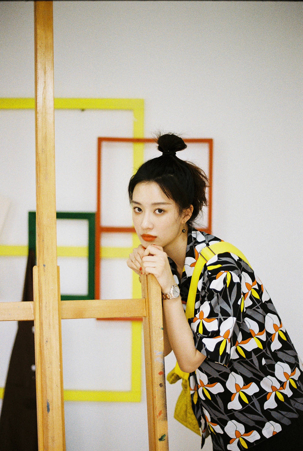 孙佳雨新剧定档反差大 日常照片甜美俏皮