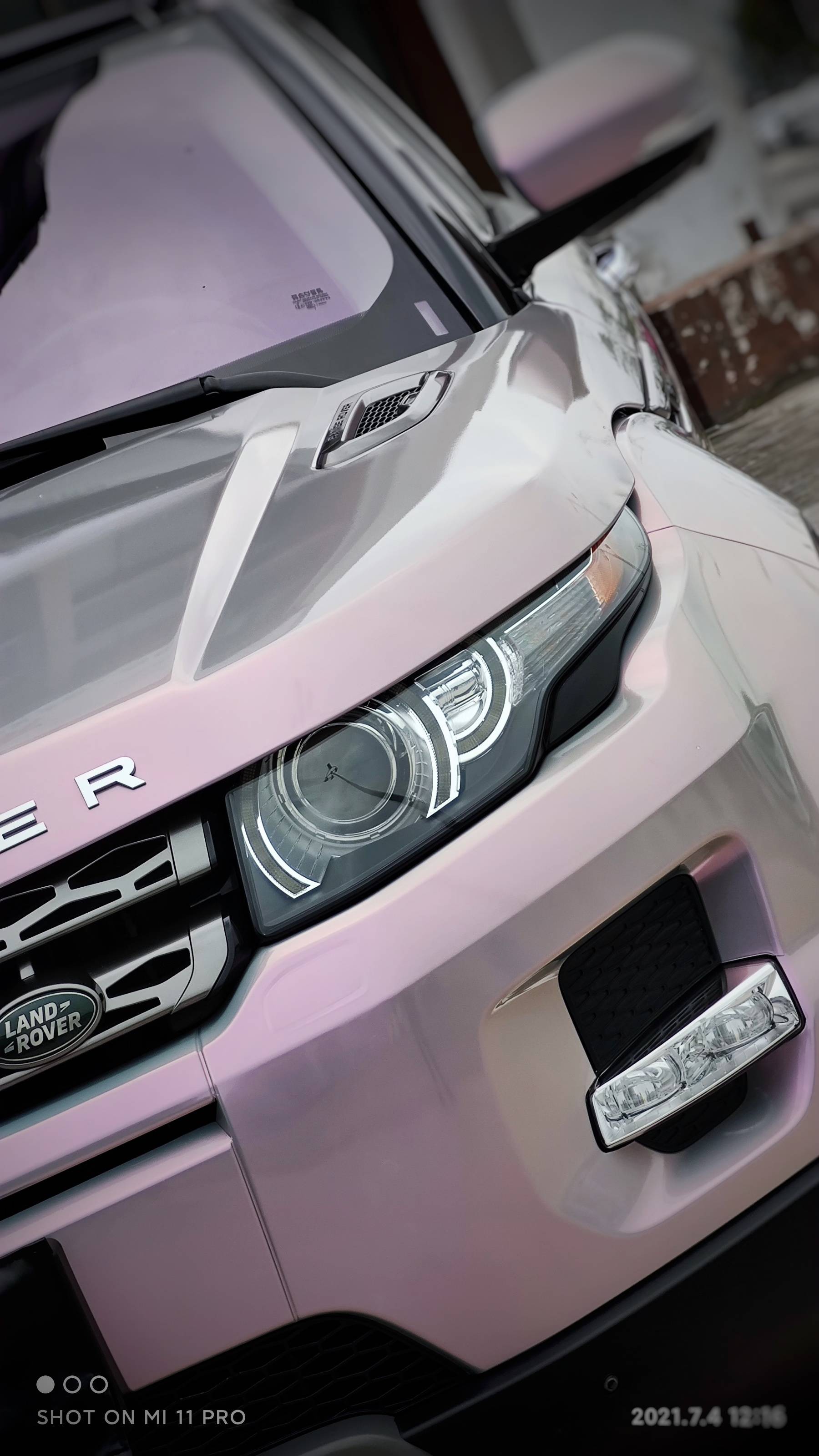 阿呆车服漆面改色膜路虎极光梦幻火山灰