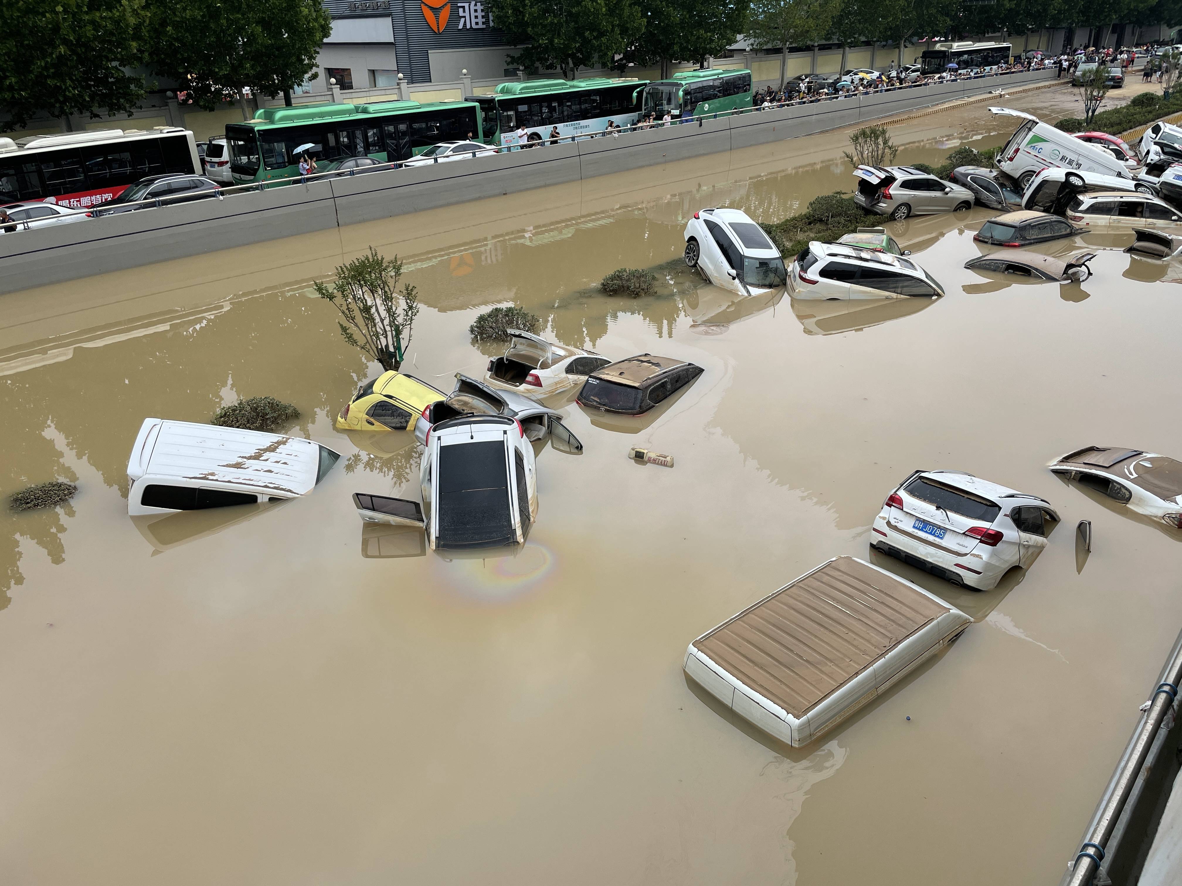 河南郑州暴雨图片图片