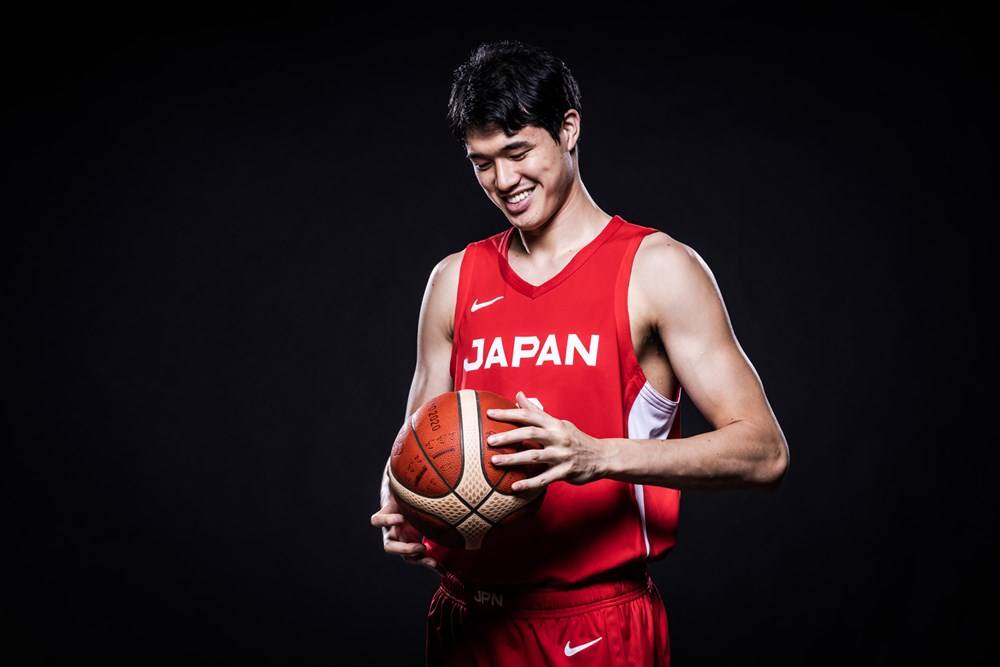 组图:日本男篮写真出炉 八村塁领衔海外三人组
