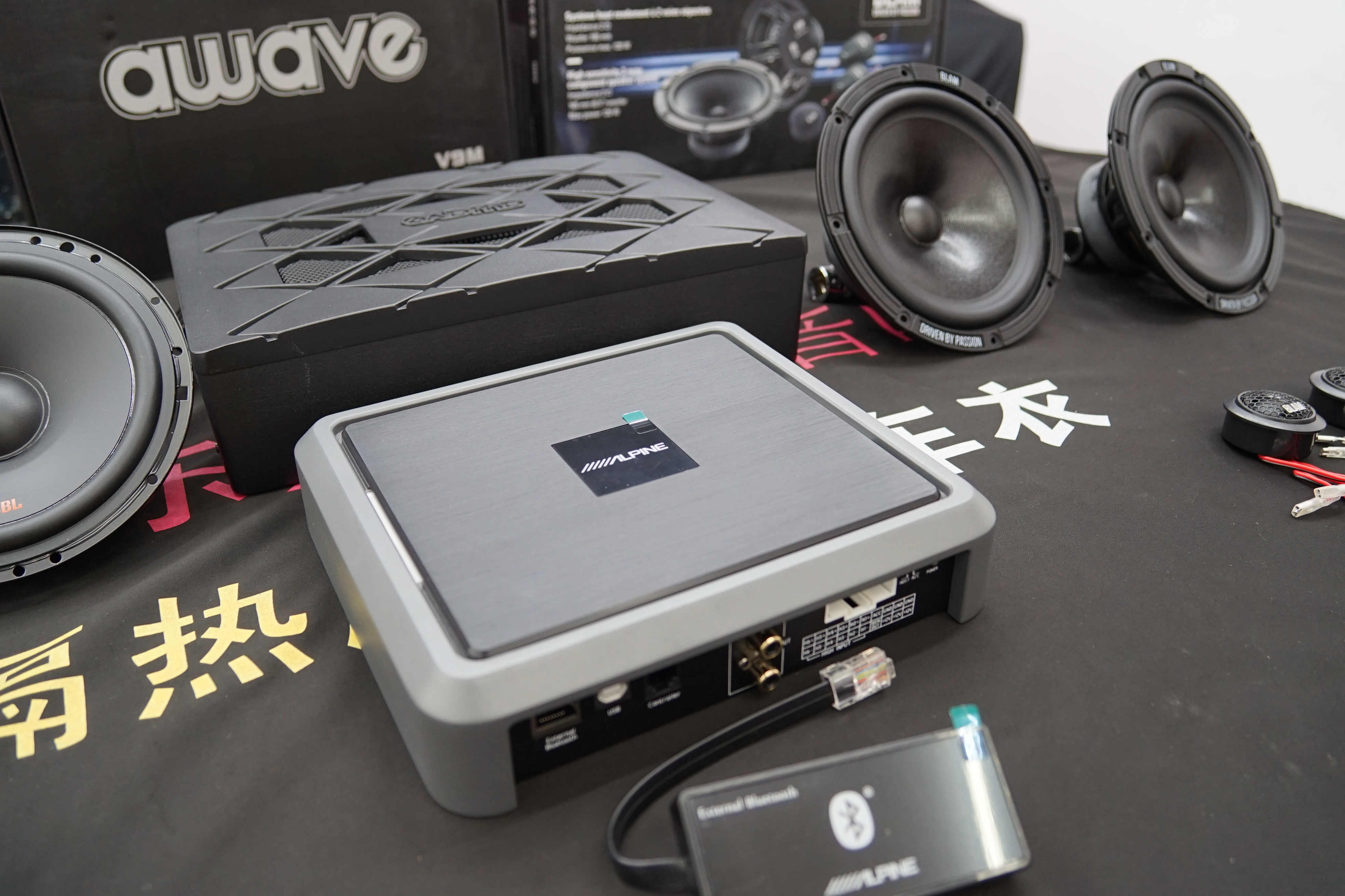 雷克萨斯es300改装奔朗165es套餐两分频广州车乐声汽车音响