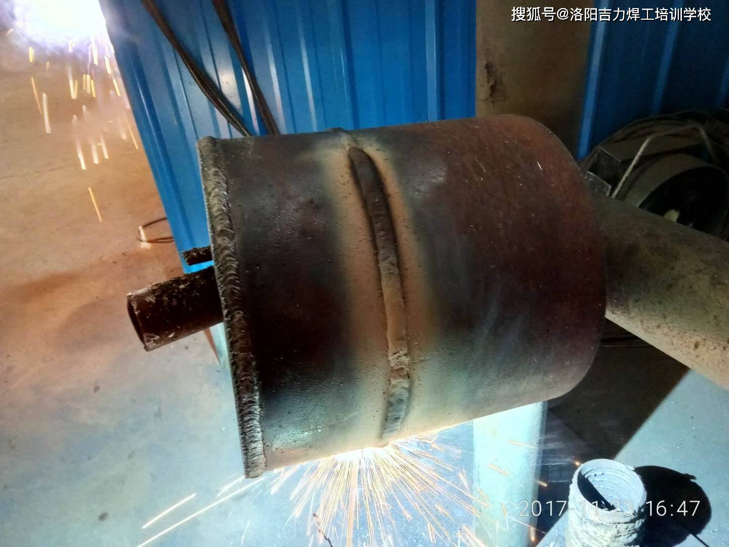 二氧化碳气体保护焊的工艺特点_焊接