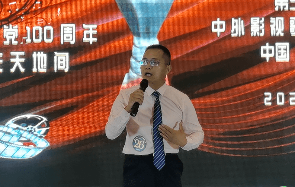 27,秦和杰(牡丹之歌)28,冯颂阳(女人花)29,孟凡芹(相恋)30,王云