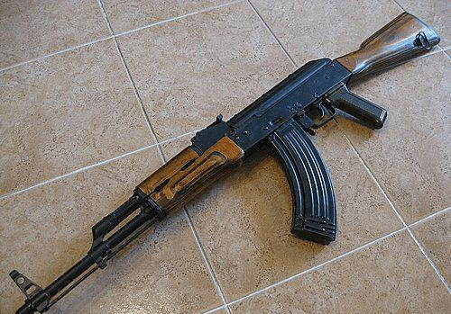 原创漫谈枪械导气活塞式结构的原理与实现方式