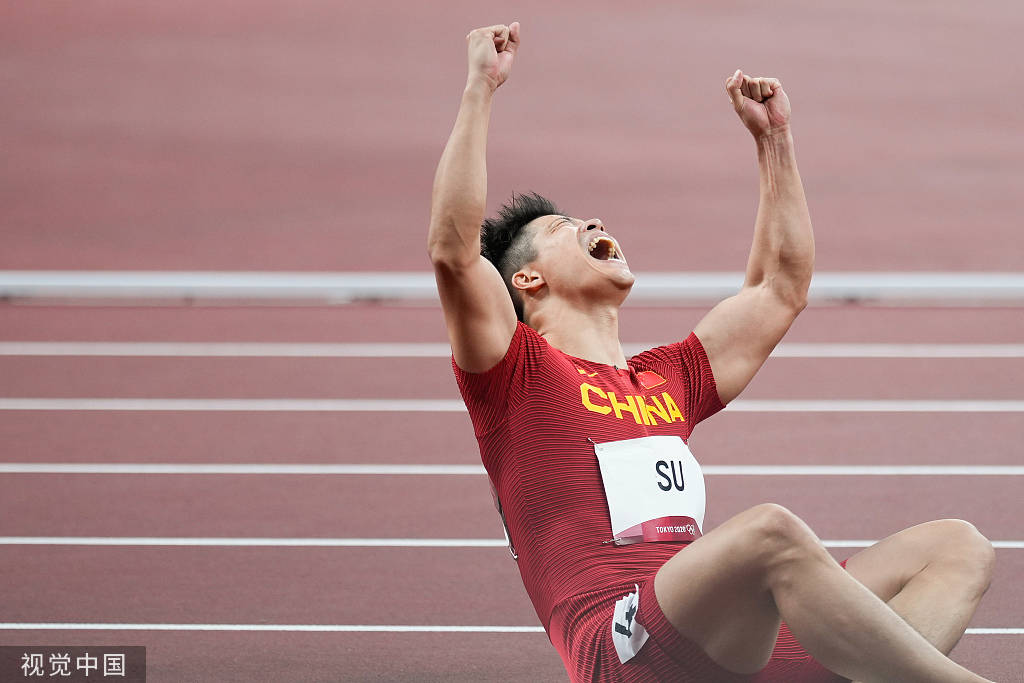 高清:苏炳添破亚洲纪录进百米决赛 场边霸气庆祝