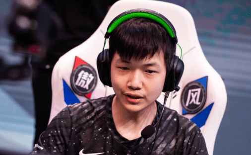 lpl:打野选手aki表现出色 omg战队晋级季后赛