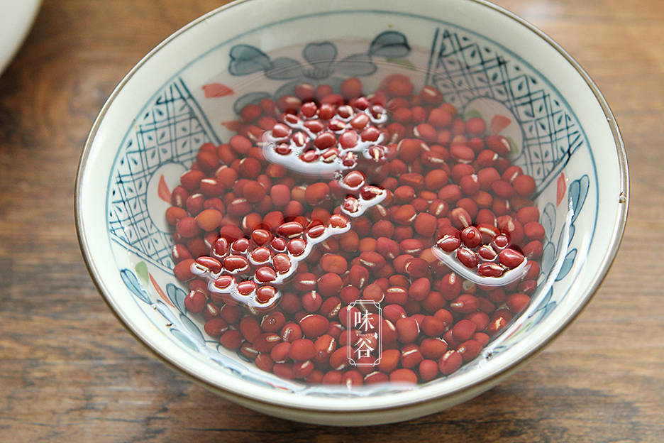 8月，寧可不吃肉，也別錯過這鹼性食物，跟紅豆煮一鍋，綿軟香甜 熱愛美食 第3张