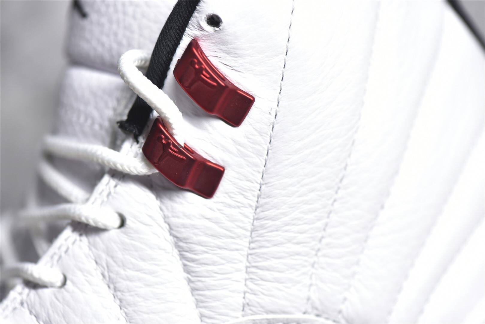 Air|乔丹 Air Jordan 12 Twist 白红篮球鞋评测