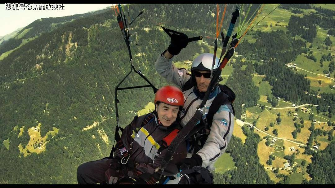 因为|你是我的导师，我是你的救命药，与其去同情别人不如去尊重别人