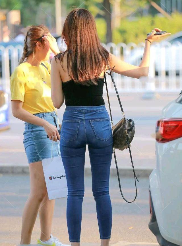 颜色|身材不好，怎么穿出“高白瘦”？不怕，小姐姐们来教你方法