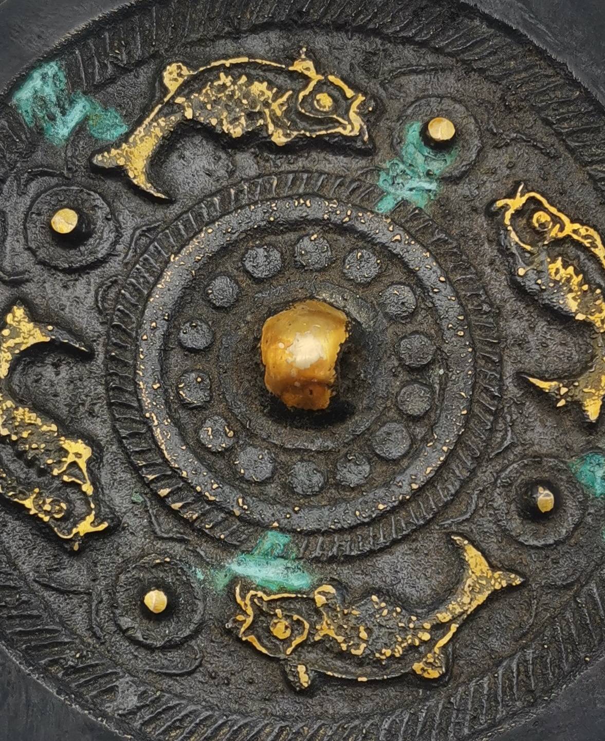 藏品鉴赏|战汉四鱼四乳铜镜_汉代