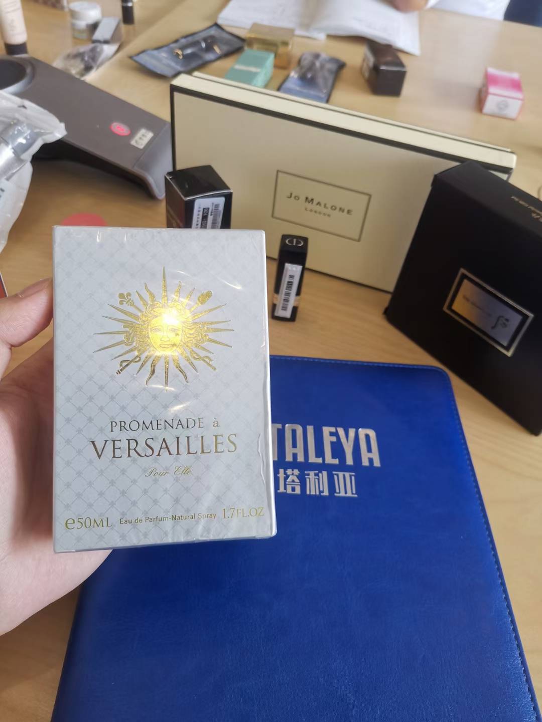 季节|卡塔利亚新品上新中，女孩子们，你们收获满满的季节要来了