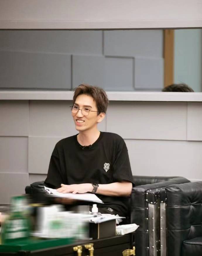 舞台|《披荆斩棘的哥哥》综艺都逃不开争吵魔咒？哥哥们的矛盾开始爆发！