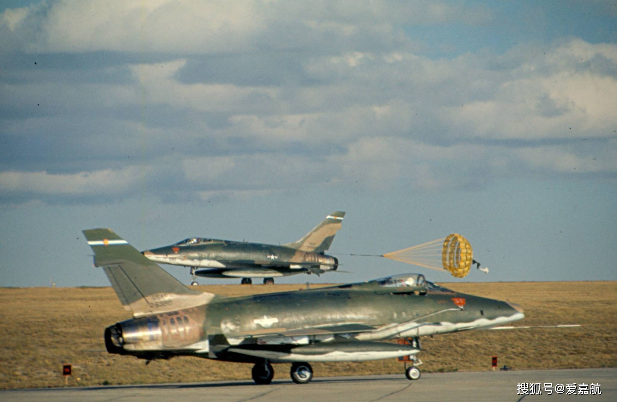 f-100 super sabre超级佩刀系列喷气式轰炸机图集
