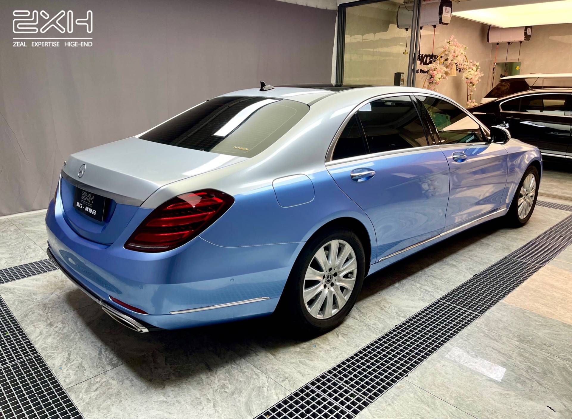 厦门尊享会奔驰s320l贴改色膜案例分享