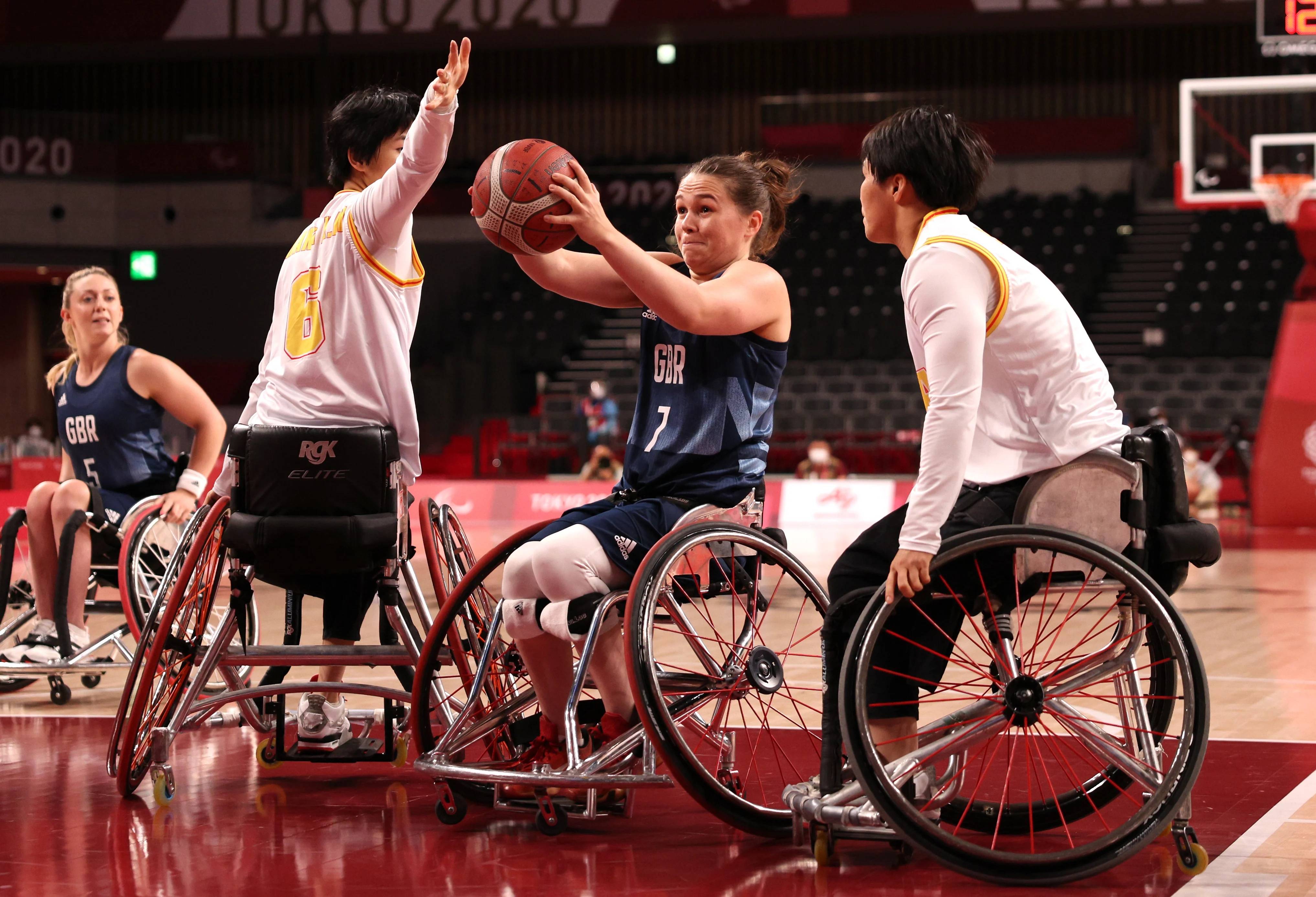 轮椅篮球 图片 -残奥会第 7 天