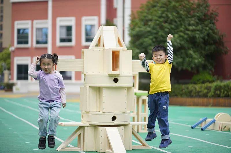 家长|娃一入园就哭闹？做好这“六要六不要”，搞定分离焦虑很简单