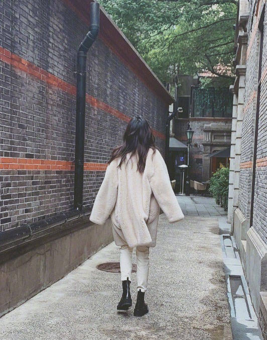 面料|江苏五龙——谭松韵不亏是元气少女啊,穿搭尽显少女风范!