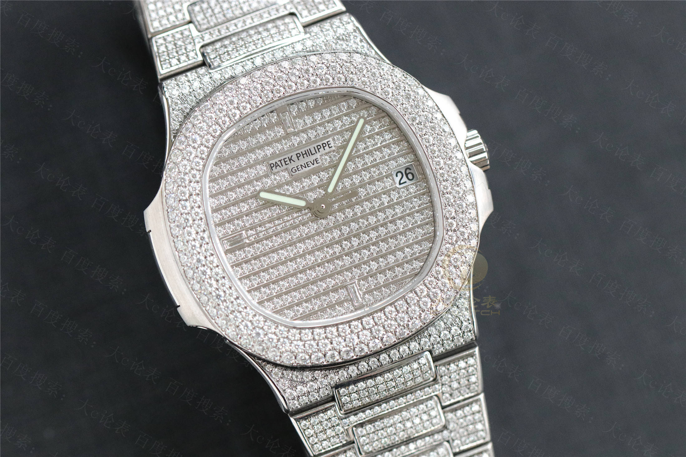 ��c�۱�:�ٴ�����������,���װ��ĸ�̲ʱ�Ȧ��